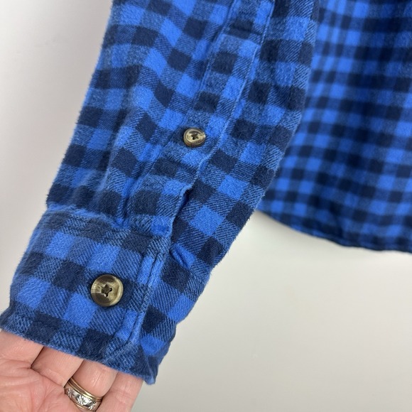 Abercrombie & Fitch Flannel Shirt Mens Medium Muscle Fit Blue Navy Buffalo Plaid - Picture 7 of 8